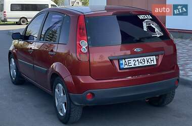 Хэтчбек Ford Fiesta 2008 в 