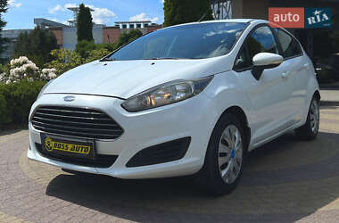 Хетчбек Ford Fiesta 2016 в 
