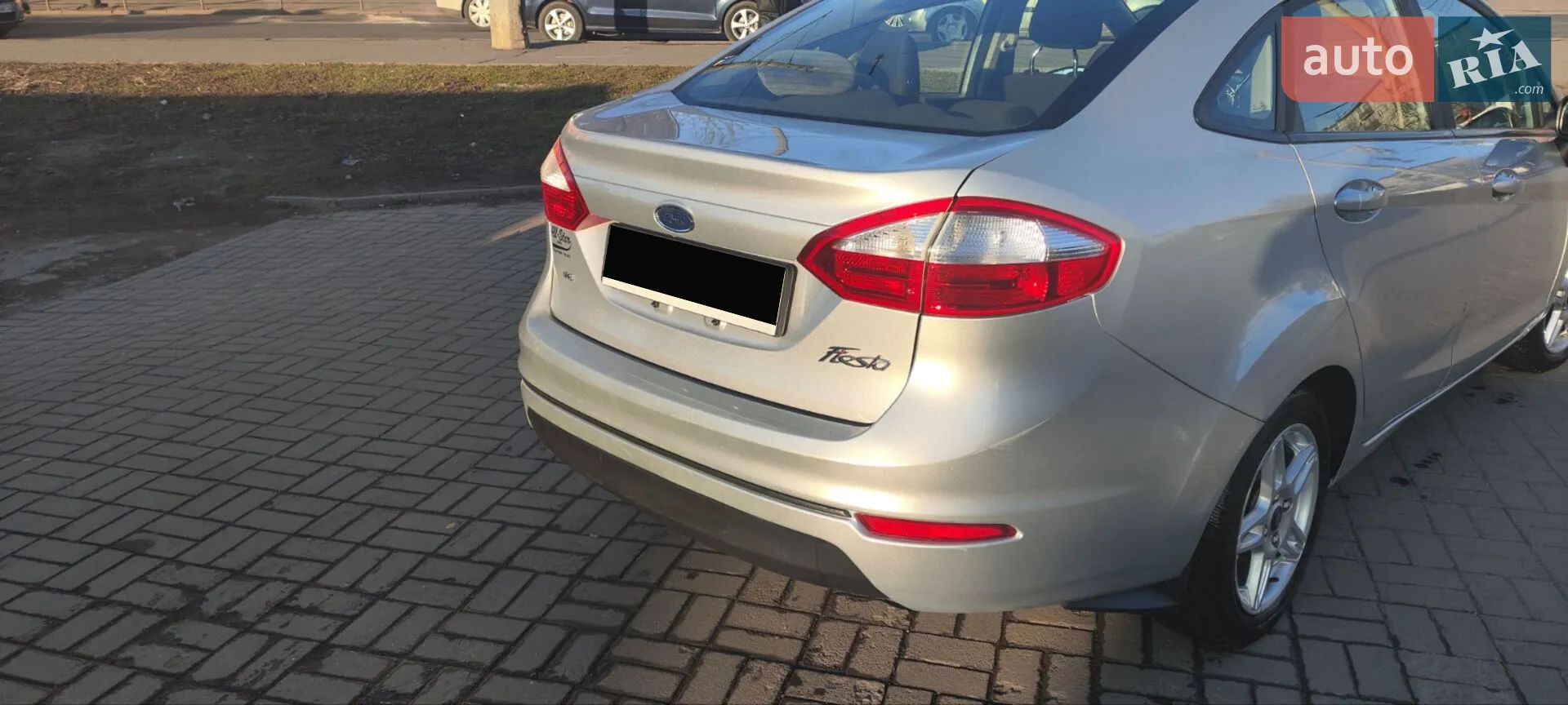 2017 Ford Fiesta - мініатюра 21