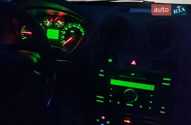 Хетчбек Ford Fiesta 2008 в 