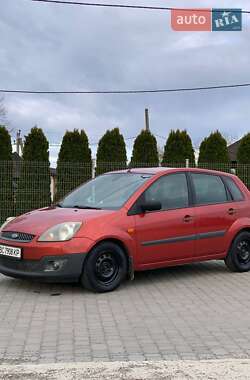 Хэтчбек Ford Fiesta 2007 в 