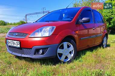 Хетчбек Ford Fiesta 2006 в Роздільній