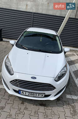 Седан Ford Fiesta 2017 в Киеве
