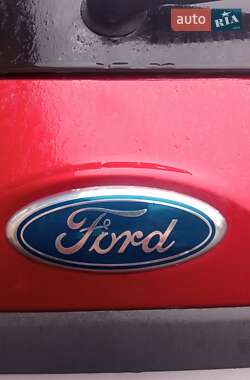 Хэтчбек Ford Fiesta 2007 в Деражне