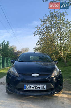 Хэтчбек Ford Fiesta 2009 в 