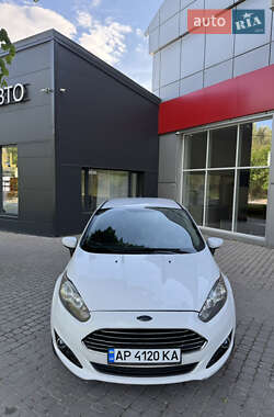 Седан Ford Fiesta 2017 в 