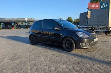 Хэтчбек Ford Fiesta 2007 в 