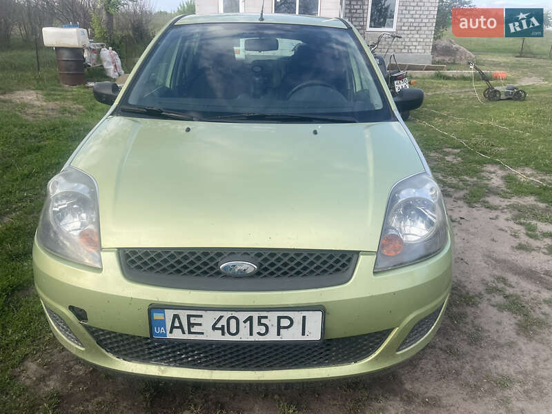 Хетчбек Ford Fiesta 2007 в Кам'янському