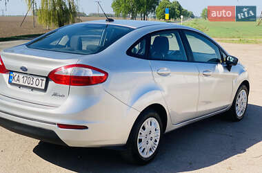 Седан Ford Fiesta 2019 в 