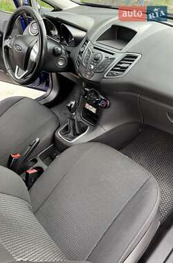 Хэтчбек Ford Fiesta 2014 в 