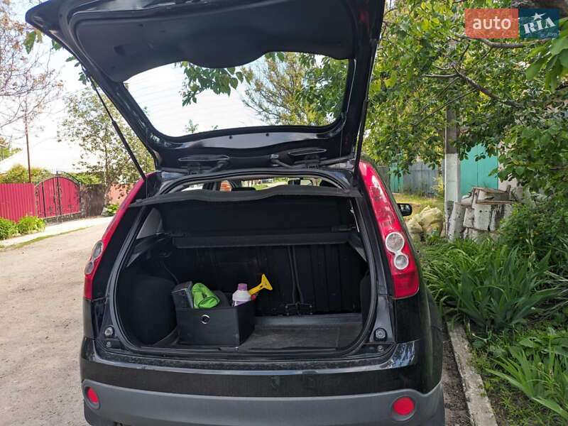 Хэтчбек Ford Fiesta 2008 в Запорожье