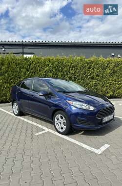 Седан Ford Fiesta 2016 в Киеве