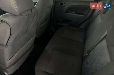 Хетчбек Ford Fiesta 2005 в 