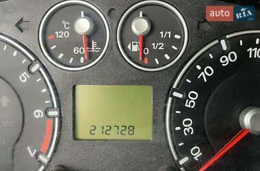 Хетчбек Ford Fiesta 2005 в 