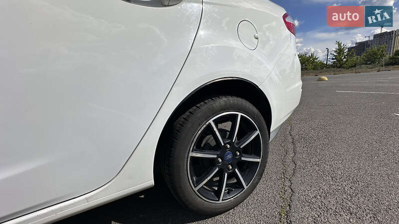 Седан Ford Fiesta 2017 в Киеве фото 16 Седан Ford Fiesta 2017 в Киеве