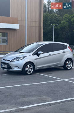 Хэтчбек Ford Fiesta 2011 в Днепре