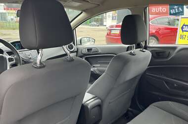 Седан Ford Fiesta 2017 в 