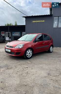 Хэтчбек Ford Fiesta 2007 в Чернигове