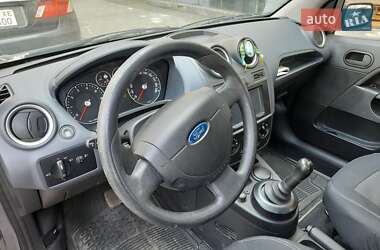 Хэтчбек Ford Fiesta 2008 в 
