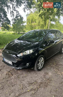 Седан Ford Fiesta 2014 в 