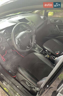 Седан Ford Fiesta 2014 в 