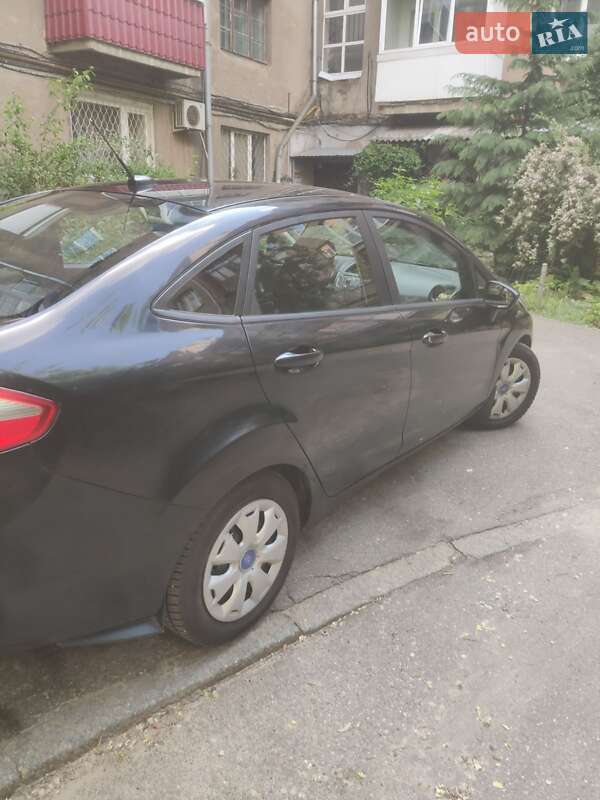Седан Ford Fiesta 2014 в Харькове фото 27 Седан Ford Fiesta 2014 в Харькове