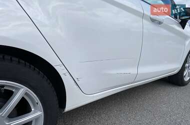 Седан Ford Fiesta 2018 в 