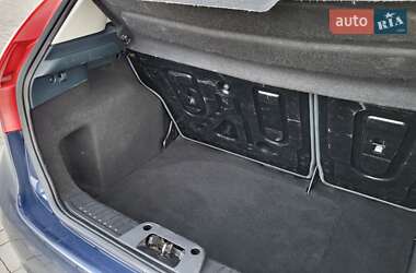 Хетчбек Ford Fiesta 2011 в 