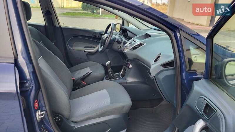 Хэтчбек Ford Fiesta 2011 в Стрые