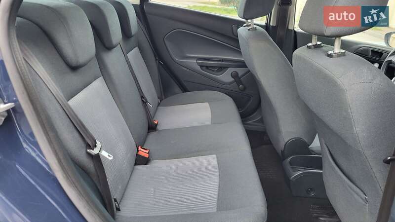 Хэтчбек Ford Fiesta 2011 в Стрые