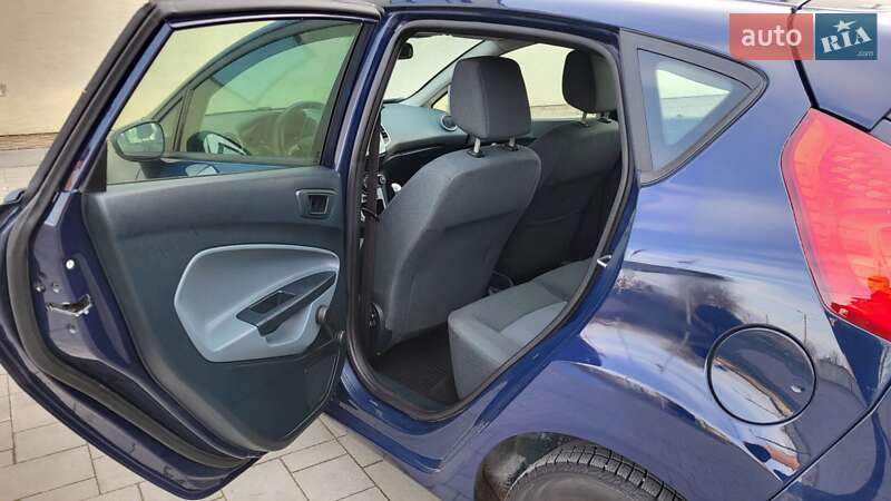Хэтчбек Ford Fiesta 2011 в Стрые