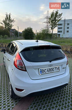 Хэтчбек Ford Fiesta 2014 в 