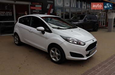 Хэтчбек Ford Fiesta 2017 в 