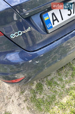 Хэтчбек Ford Fiesta 2011 в 