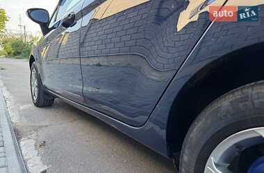 Хэтчбек Ford Fiesta 2013 в 