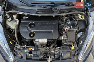 Хэтчбек Ford Fiesta 2013 в 