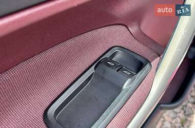 Хэтчбек Ford Fiesta 2011 в 