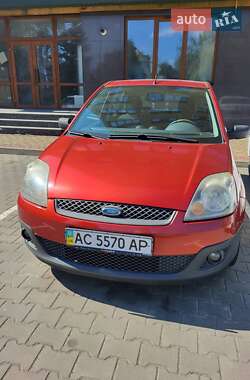 Хэтчбек Ford Fiesta 2008 в 