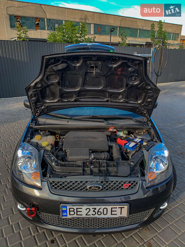 Хэтчбек Ford Fiesta 2007 в Первомайске