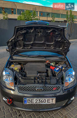 Хэтчбек Ford Fiesta 2007 в 