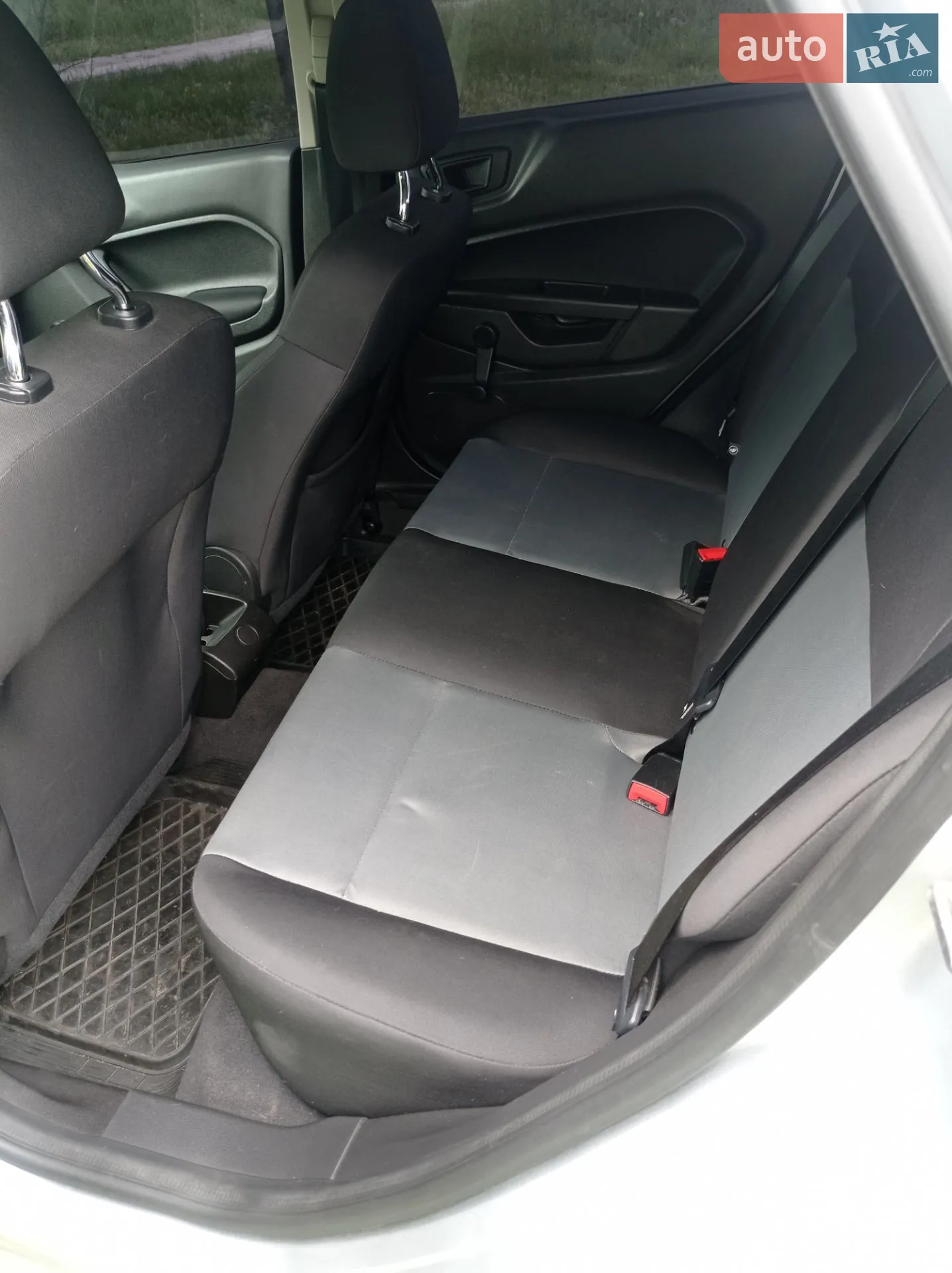 2019 Ford Fiesta - мініатюра 16