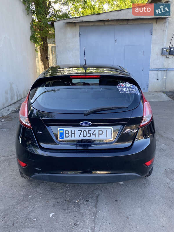 Хэтчбек Ford Fiesta 2016 в Одессе