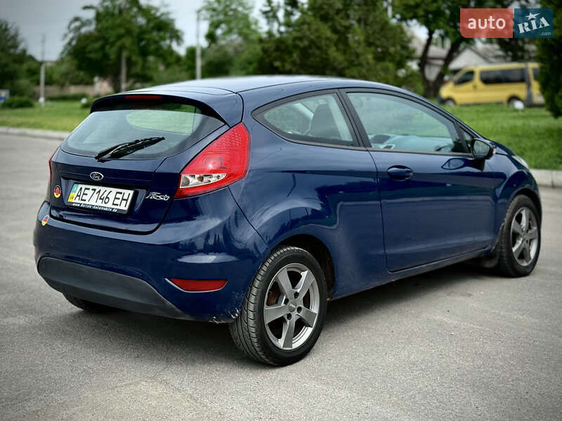 Хетчбек Ford Fiesta 2008 в Кам'янському