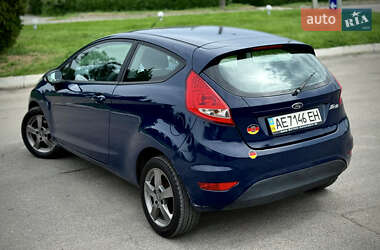 Хэтчбек Ford Fiesta 2008 в 