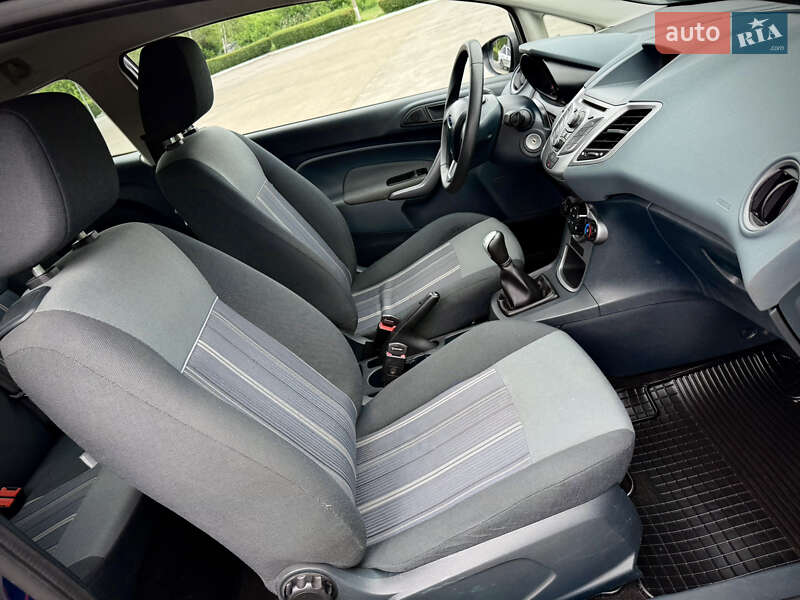 Хетчбек Ford Fiesta 2008 в Кам'янському