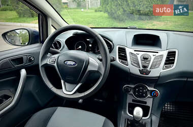 Хэтчбек Ford Fiesta 2008 в 