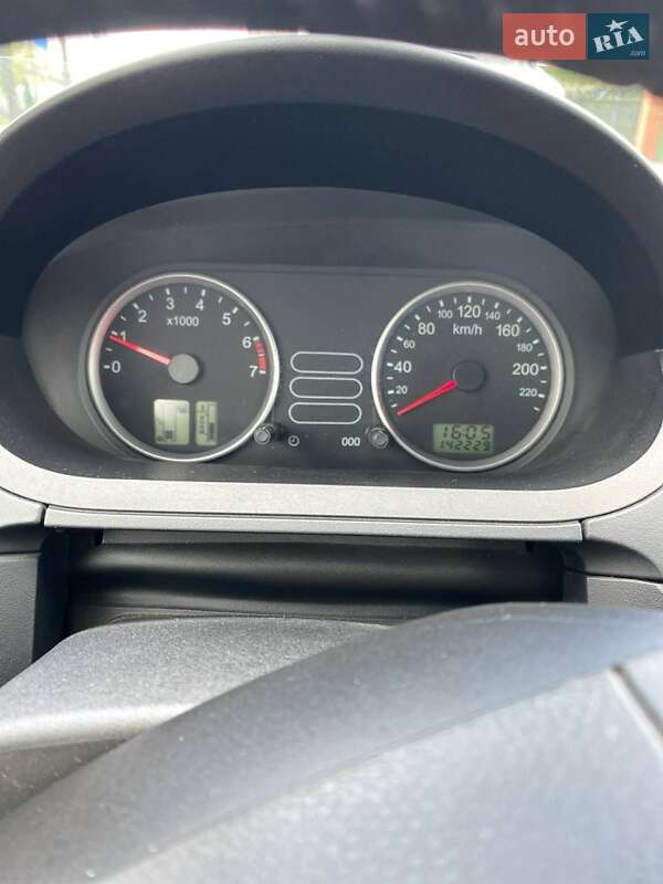 Хэтчбек Ford Fiesta 2004 в Виннице