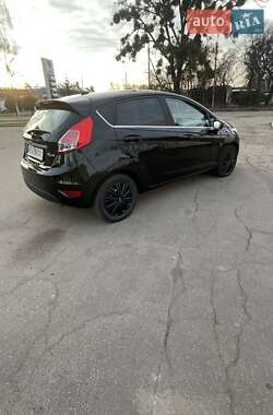 Хетчбек Ford Fiesta 2017 в 