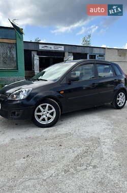Хэтчбек Ford Fiesta 2008 в 