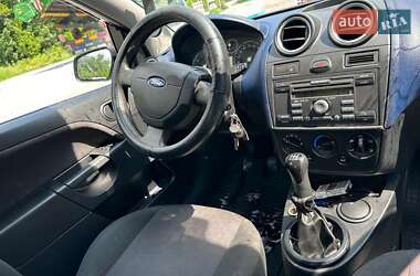 Хетчбек Ford Fiesta 2007 в 